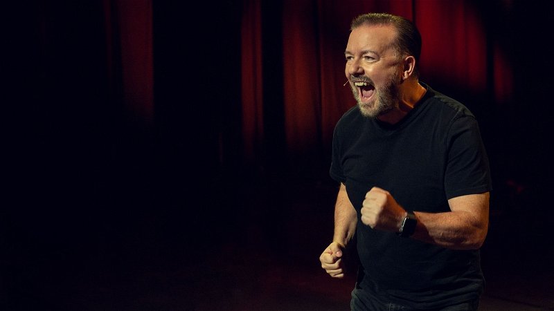 Ricky Gervais verovert in één klap Netflix met nieuwe show: 'Wat heb ik zitten lachen!'