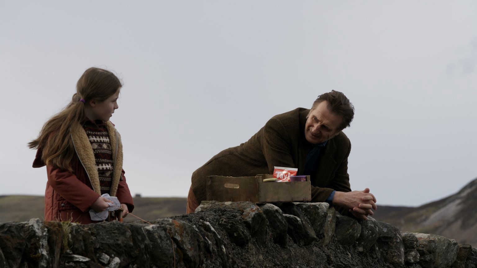 Video: recensie 'In the Land of Saints and Sinners' met Liam Neeson