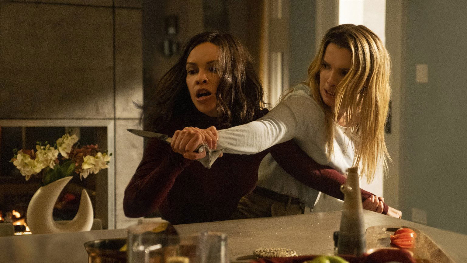 Kijkers genieten van epische vechtscène in horrorfilm op Netflix: 'Erg wreed'