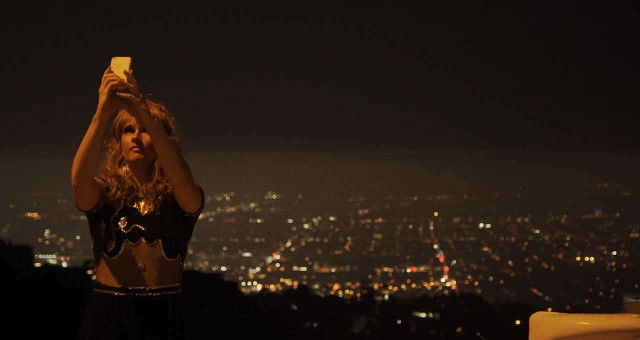 Recensie 'A Strange Love Affair With Ego'