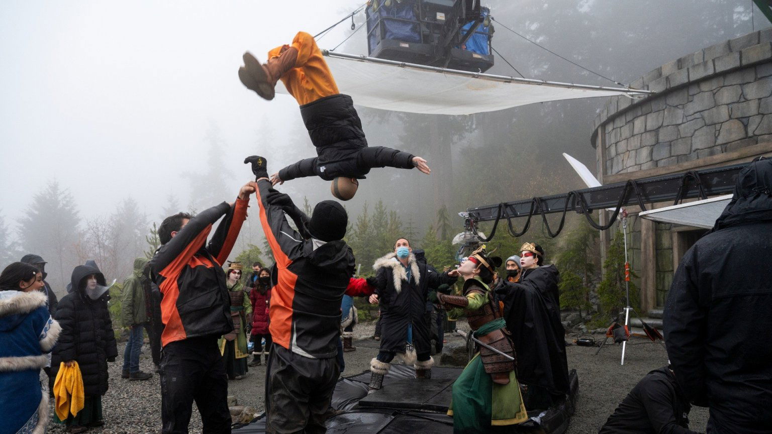 Netflix deelt exclusief inkijkje in de visuele effecten en stunts van 'Avatar: The Last Airbender'
