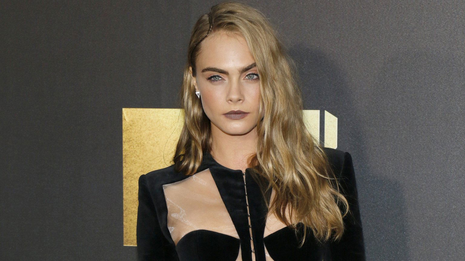Huis van actrice Cara Delevingne volledig afgebrand: 'Mijn hart is gebroken'