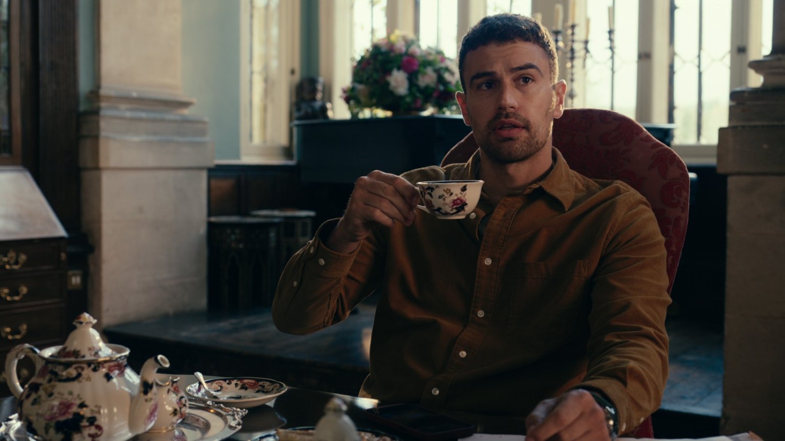 Genoten van 'The Gentlemen' op Netflix? Bekijk dan ook deze 5 vlotte misdaadseries