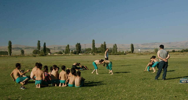 Recensie 'Young Wrestlers'