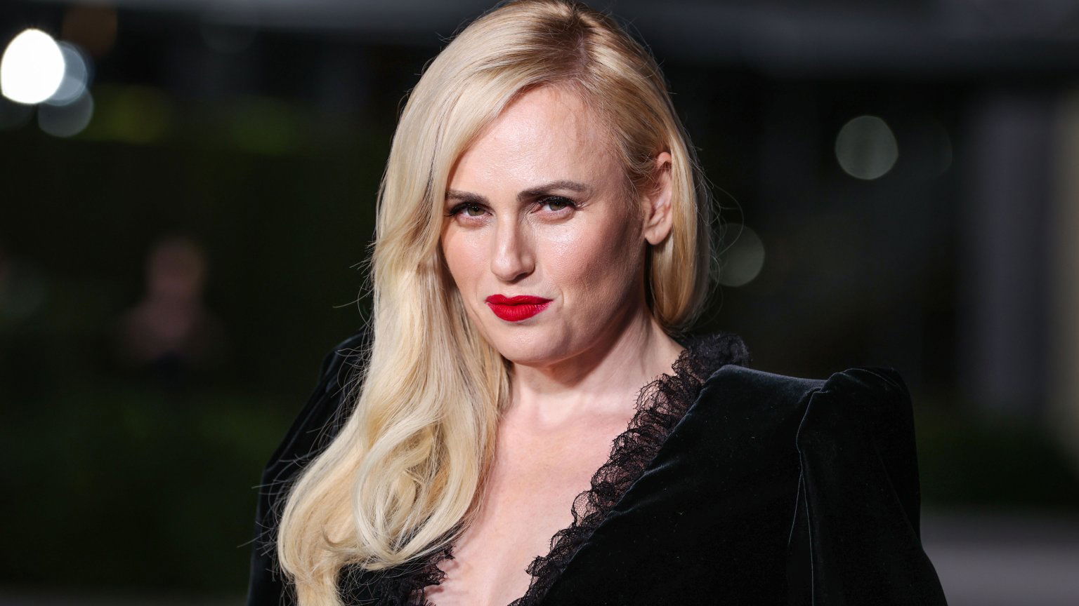 Rebel Wilson voelt zich bedreigd door 'Borat'-acteur: 'Ik laat me niet pesten'