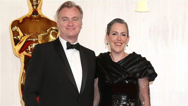 Christopher Nolan en echtgenote Emma Thomas krijgen Brits ridderschap voor werk aan 'Oppenheimer'