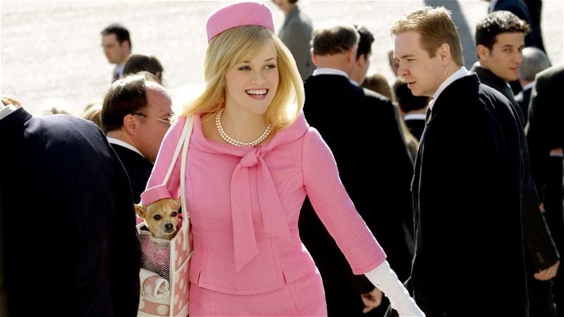 Reese Witherspoon werkt aan nieuwe spin-offserie van 'Legally Blonde'