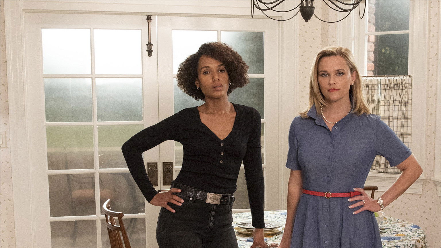 Nieuwe trailer 'Little Fires Everywhere' met Reese Witherspoon & Kerry Washington