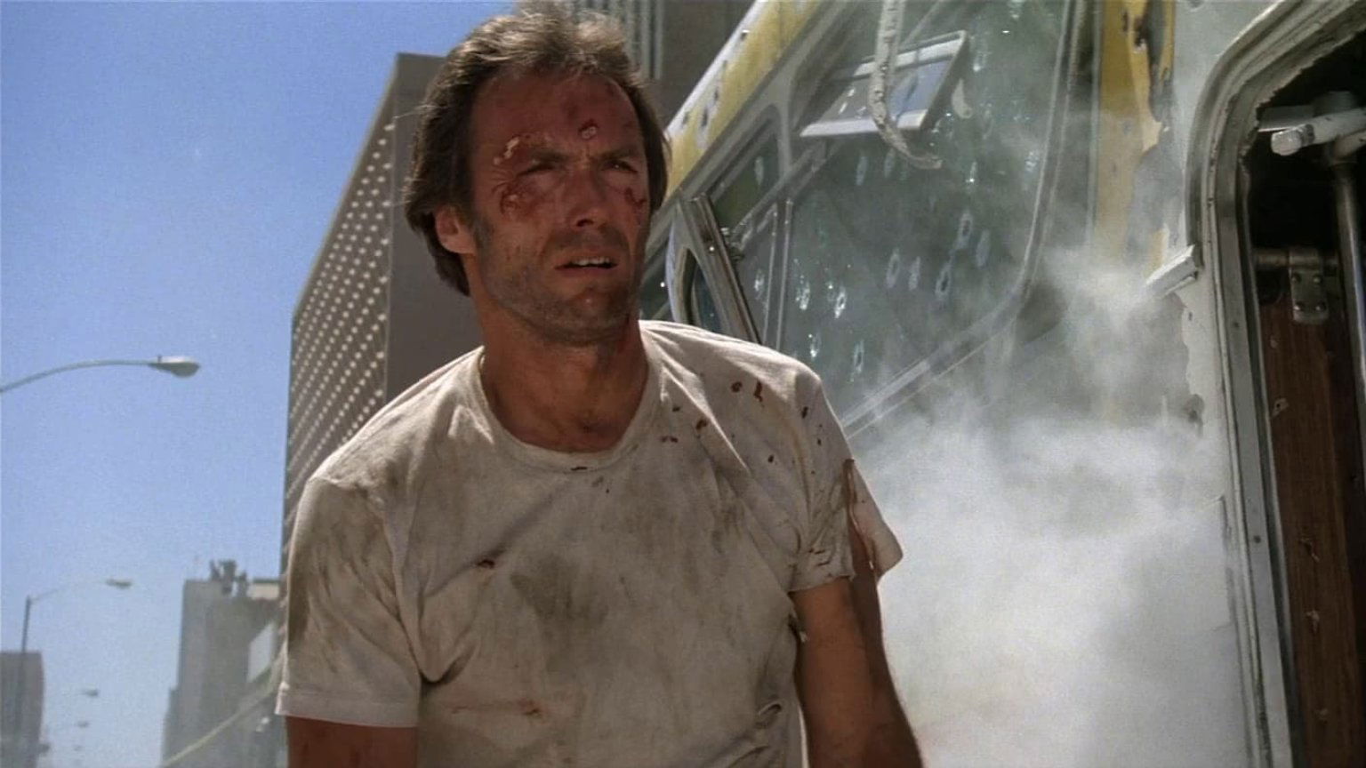 Tom Cruise werkt aan remake van actiethriller van Clint Eastwood
