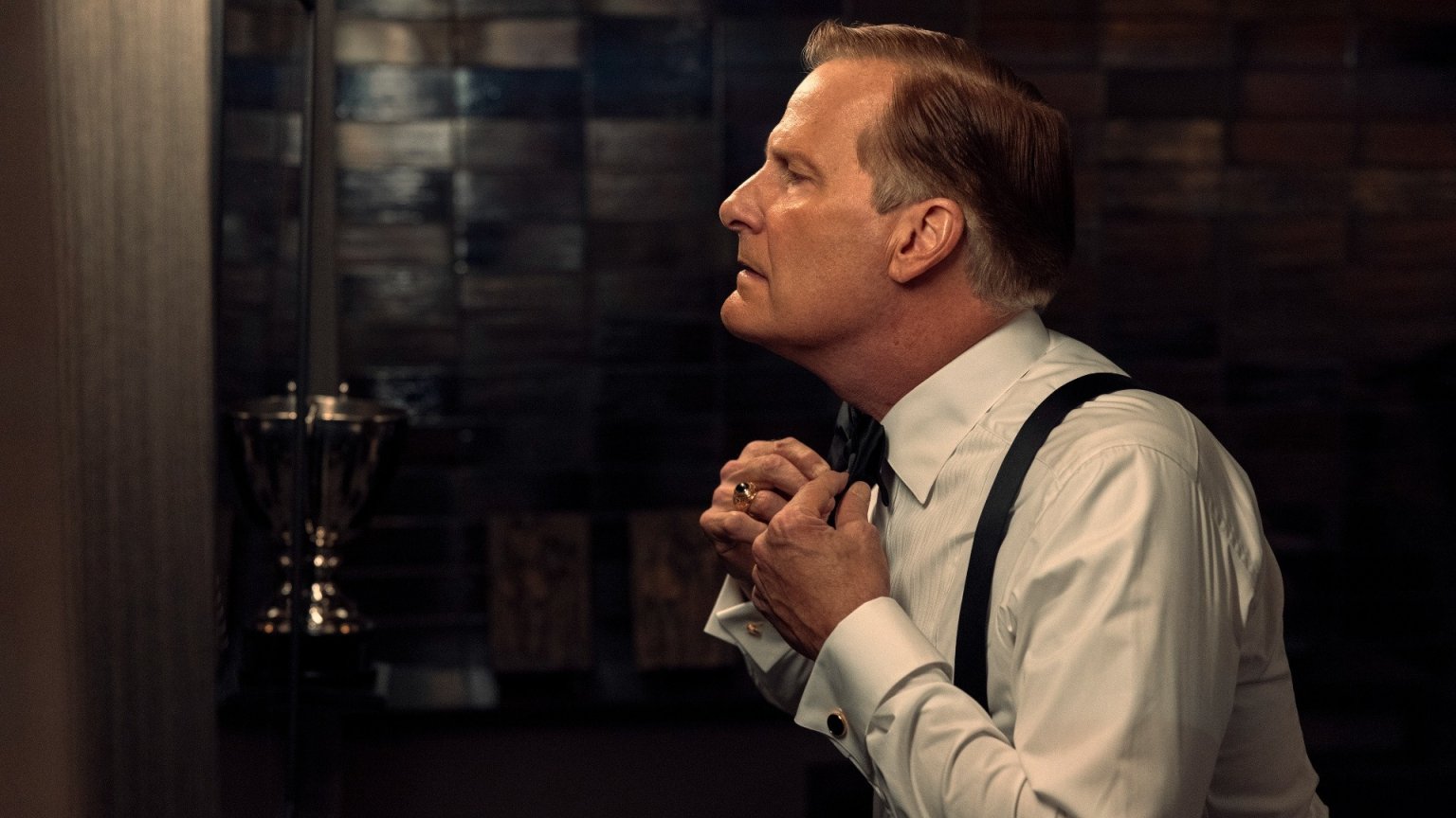 Nieuwe duistere miniserie over meedogenloze vastgoedmagnaat nu te zien op Netflix