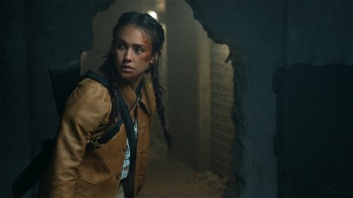 Jessica Alba is een geharde veteraan in nieuwe Netflix-thriller 'Trigger Warning'
