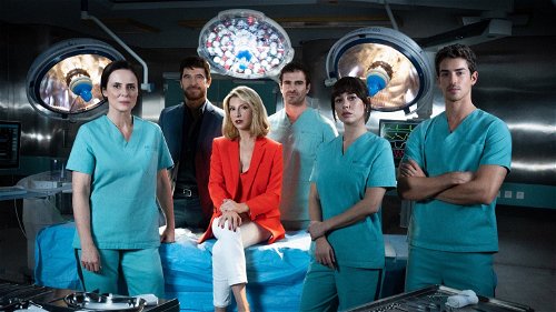 Bedenker 'Élite' komt met nieuw ziekenhuisdrama op Netflix: eerste beelden nu te zien