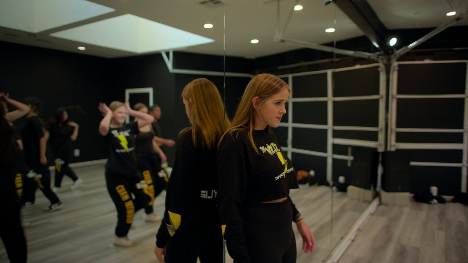 Nu al veelbesproken docuserie over sekte op TikTok nu te zien op Netflix