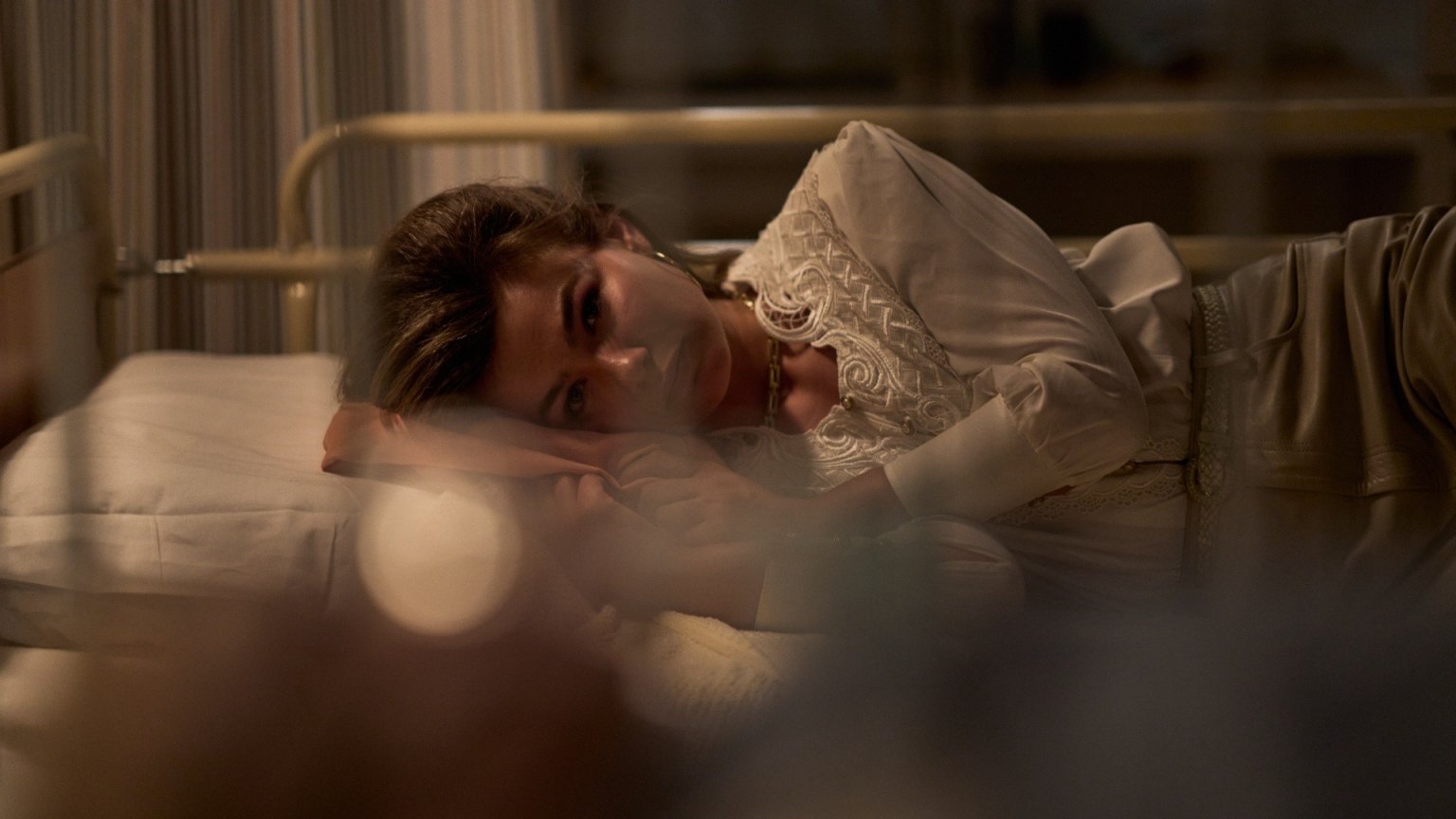 Nederlandse Netflix-serie met Abbey Hoes valt in de smaak: 'Erg vermakelijk!'