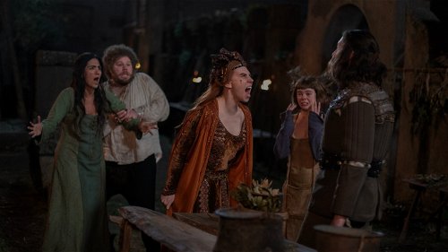 Eerste teaser van 'The Decameron' op Netflix toont duistere kant achter wild feest in 14e eeuw