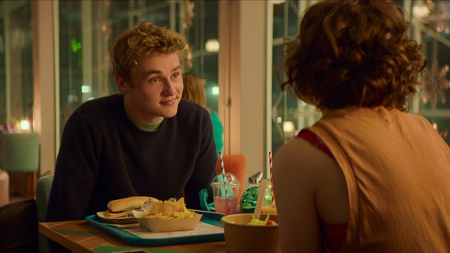Lovende woorden voor romantische feelgood-film op Netflix: 'Heerlijke ontroerende film'