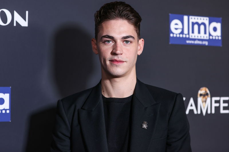 Hero Fiennes Tiffin, afbeelding via depositphotos