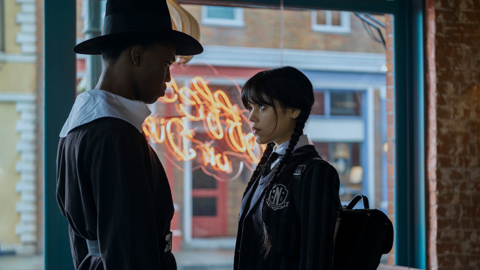 Netflix kondigt grote onthullingen aan over populairste series waaronder 'Wednesday' en 'Stranger Things'