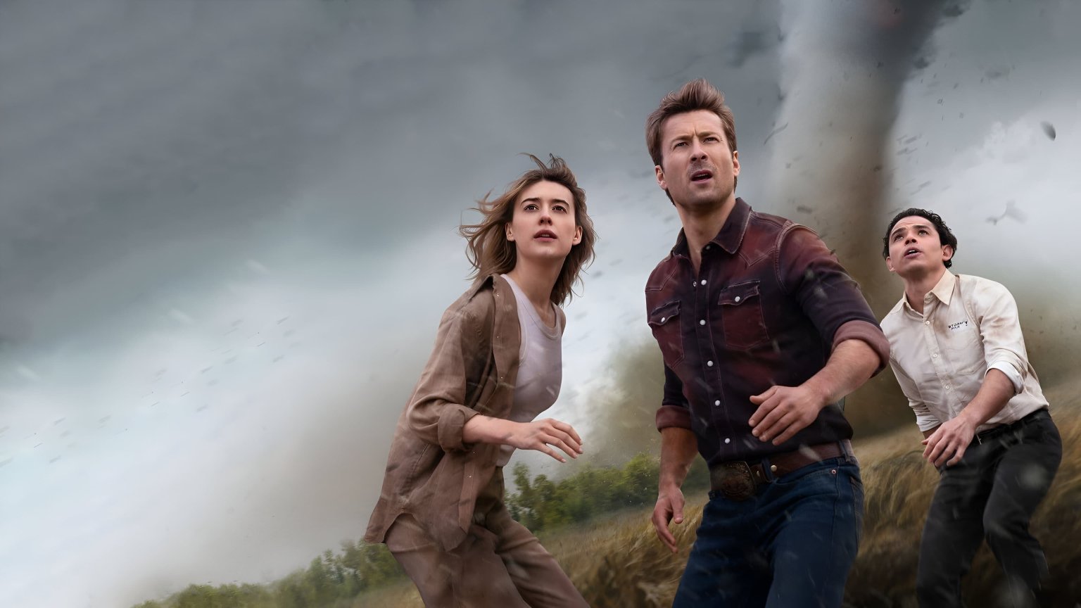 Bioscoopfilm 'Twisters' met Glen Powell nu te zien via Pathé Thuis