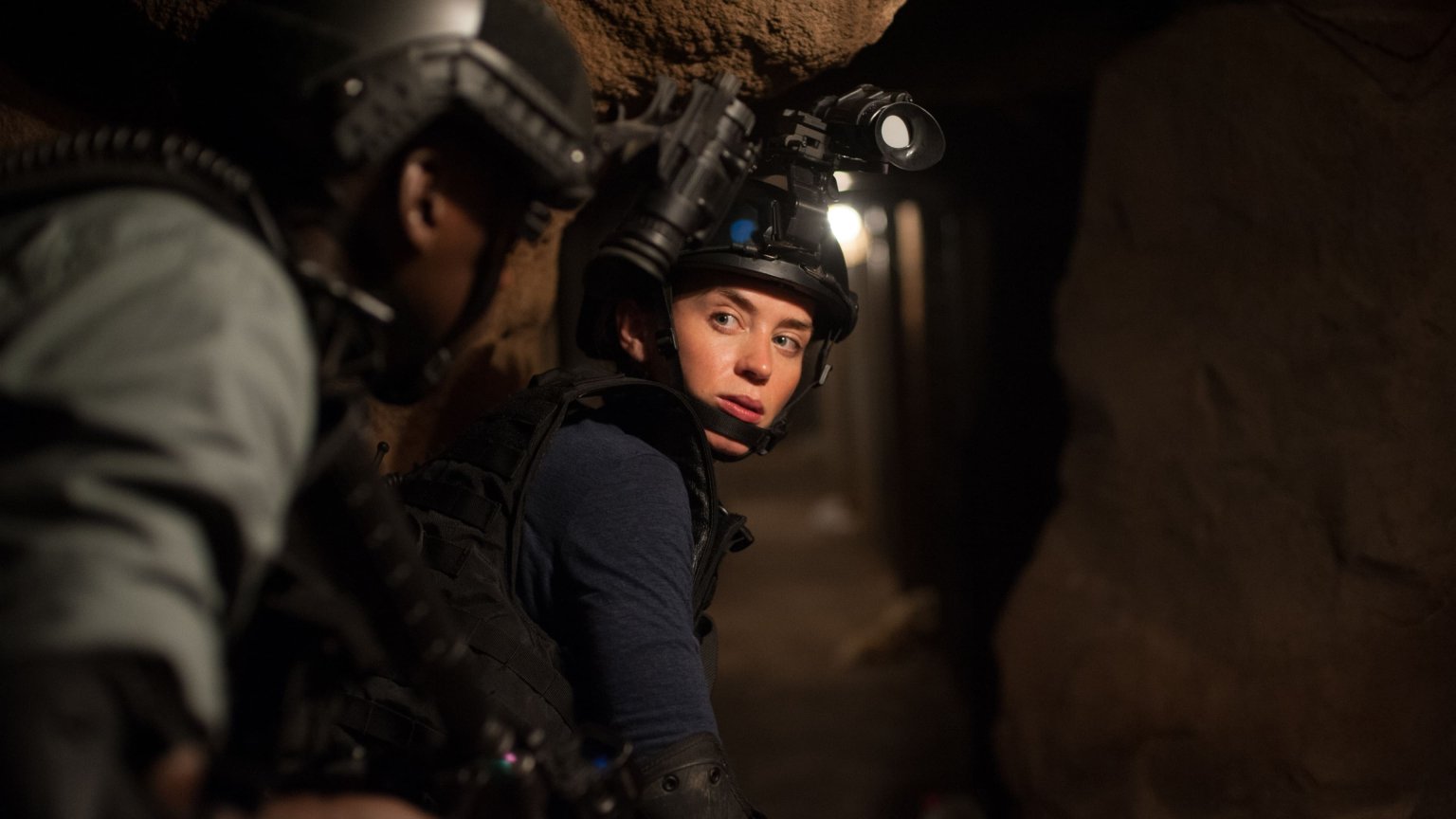 Kijkers lyrisch over actiefilm met Emily Blunt op Netflix: 'Tandenknarsend meesterwerk'