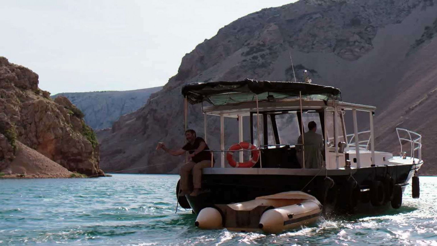 Recensie 'En amont du fleuve'