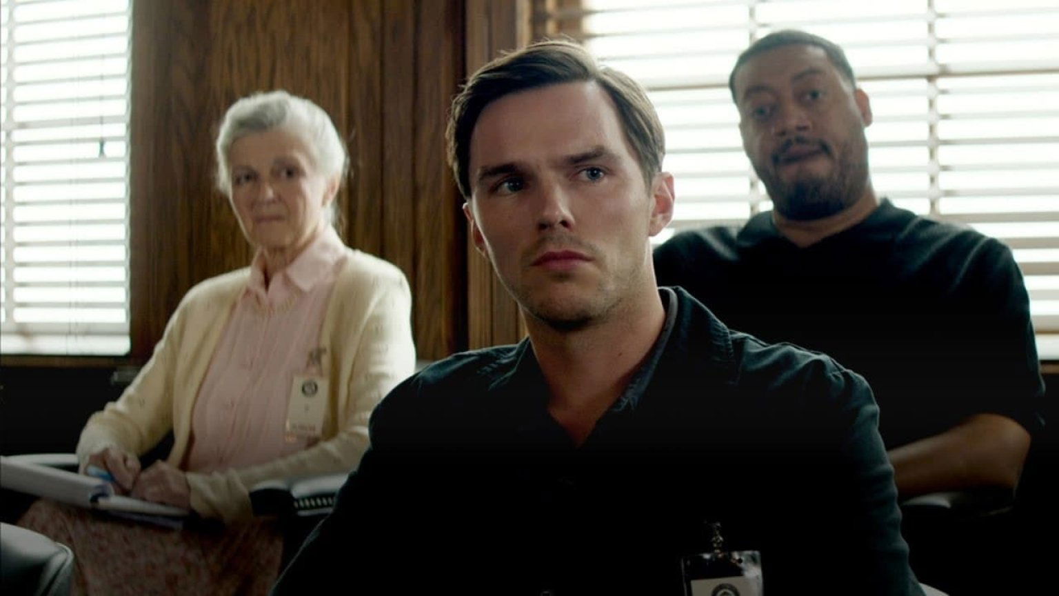 Nicholas Hoult schittert in de trailer van Clint Eastwoods nieuwste film 'Juror #2'