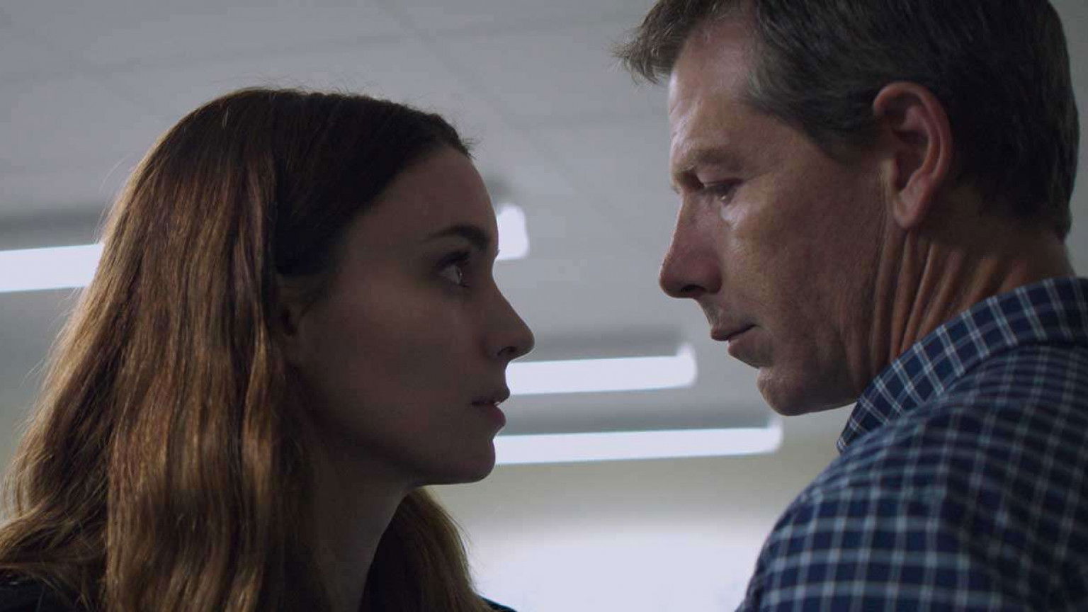 Recensie 'Una'
