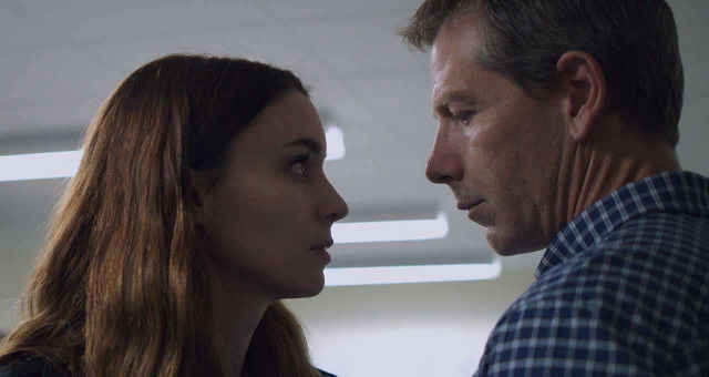 Recensie 'Una'