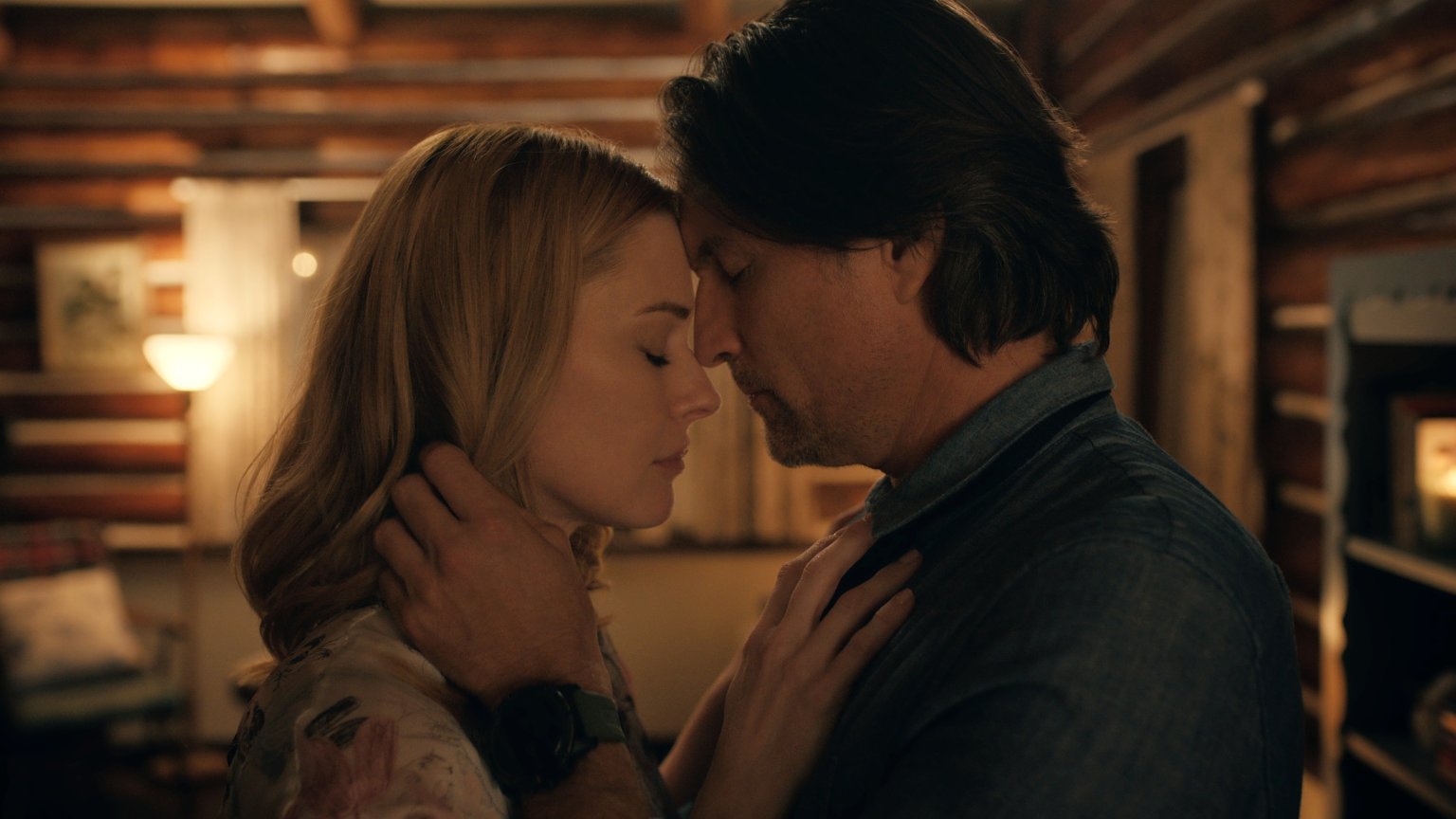 Jack doet bekentenis aan Mel in eerste teaser van 'Virgin River' seizoen 6