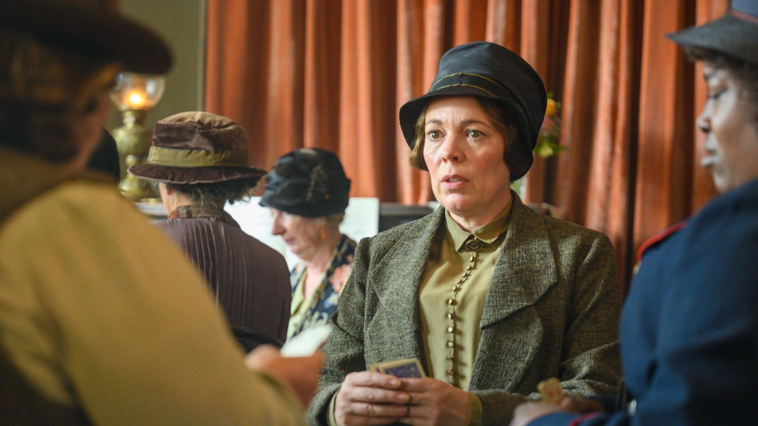 Kijkers smullen van Olivia Colman in Brits drama op Netflix: 'Zo'n heerlijke film!'