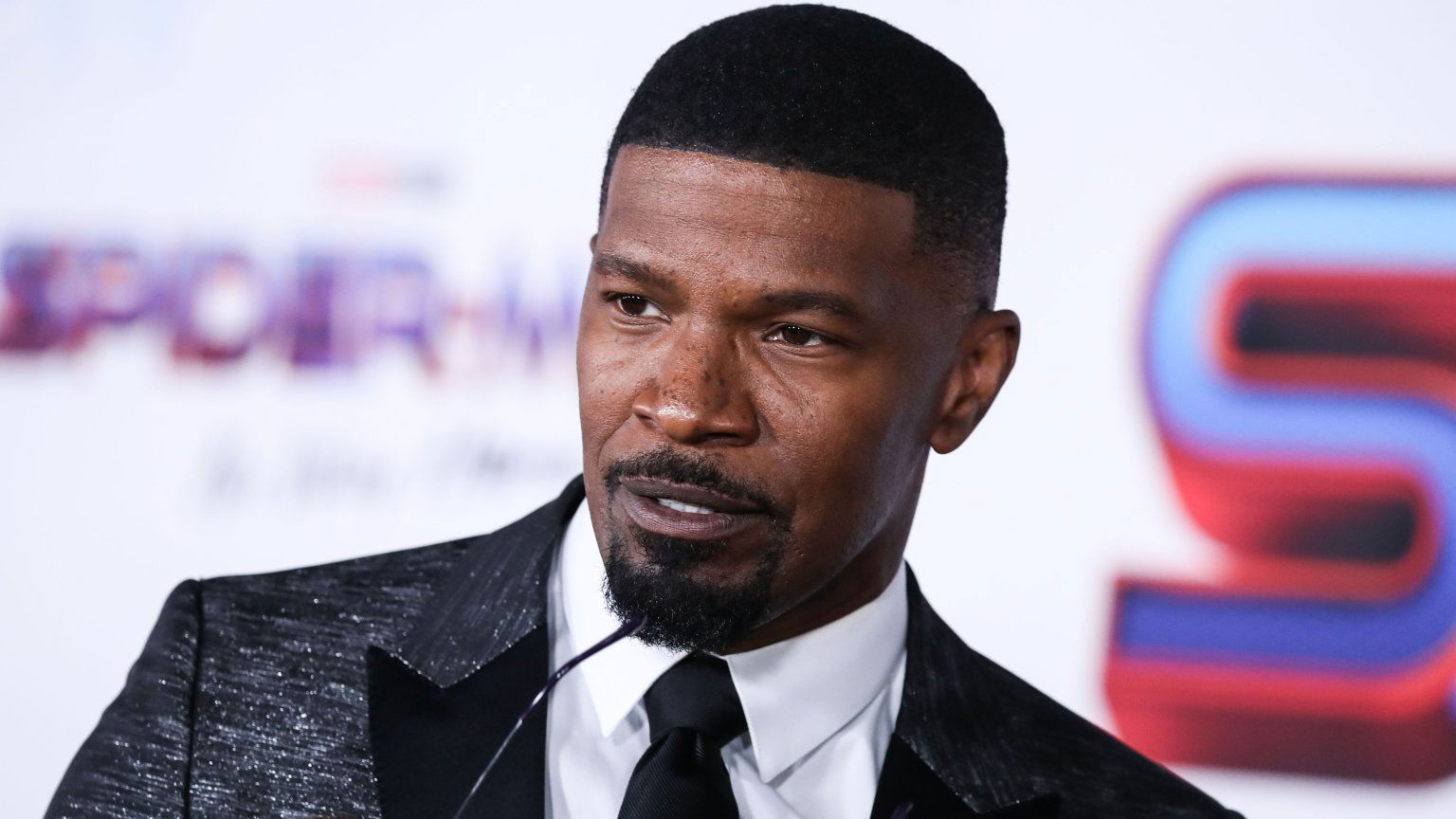 Jamie Foxx vertelt over ziekte in verwachte onemanshow op Netflix