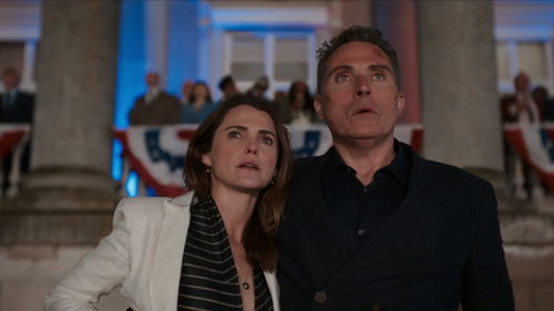 Nieuw seizoen van politieke dramaserie met Keri Russell verovert in één klap Netflix