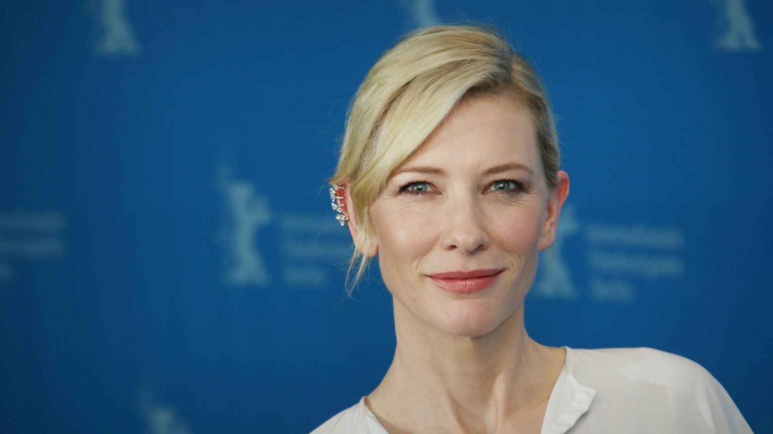 Cate Blanchett blijft jurylid op Pools festival na controverse om 'vrouwonvriendelijk' pleidooi