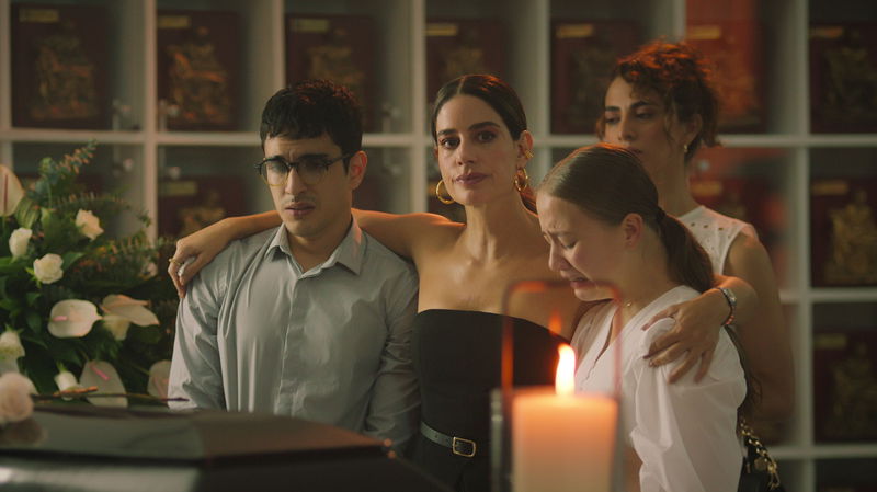 Still 'Perfil Falso' via Netflix