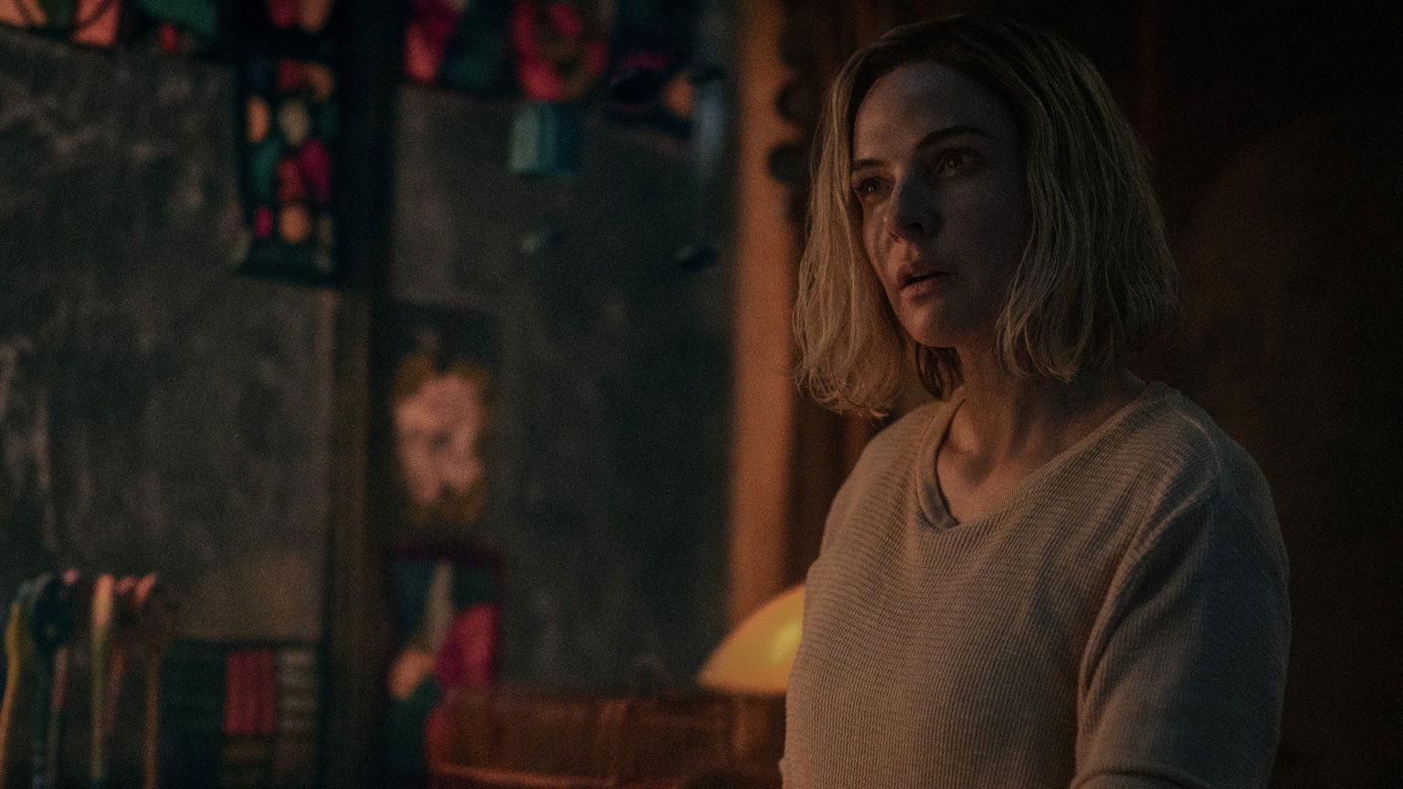 Post-apocalyptische serie met Rebecca Ferguson verlengd met derde en vierde seizoen