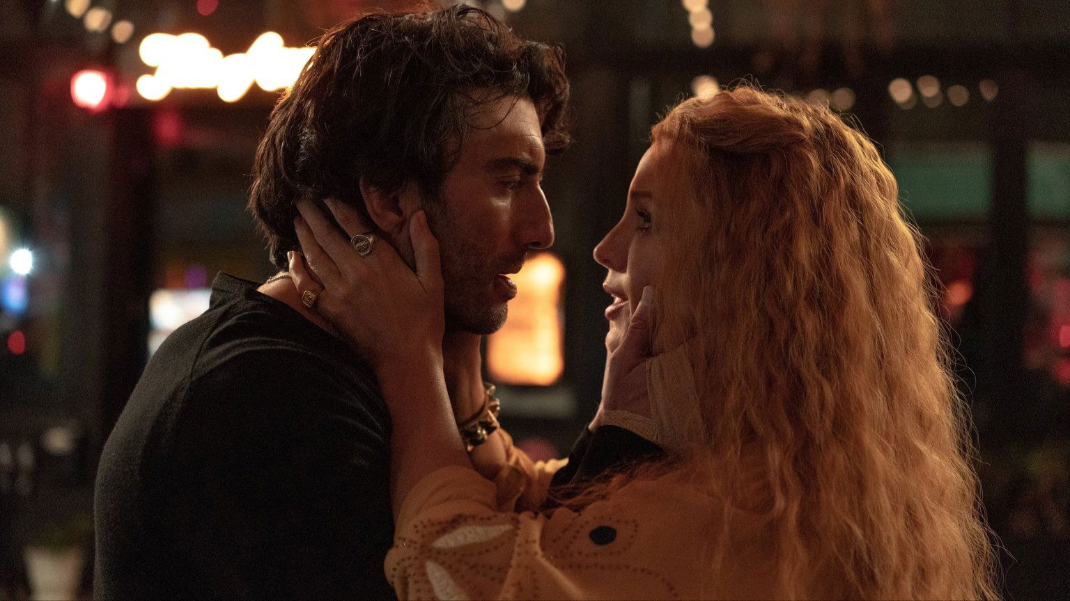 Blake Lively klaagt 'It Ends With Us'-regisseur Justin Baldoni aan wegens seksuele intimidatie