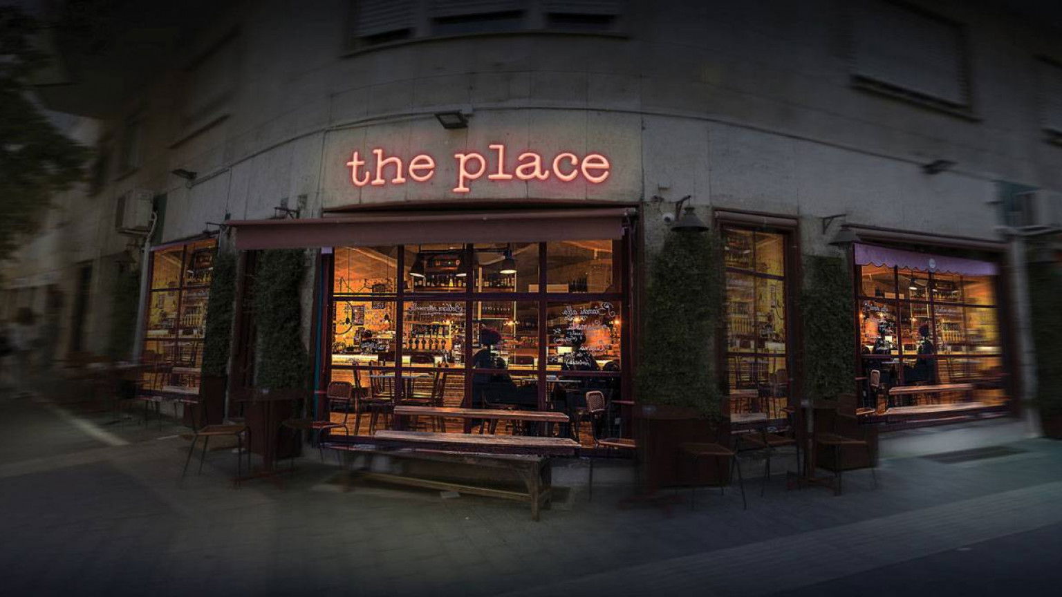 Recensie 'The Place'