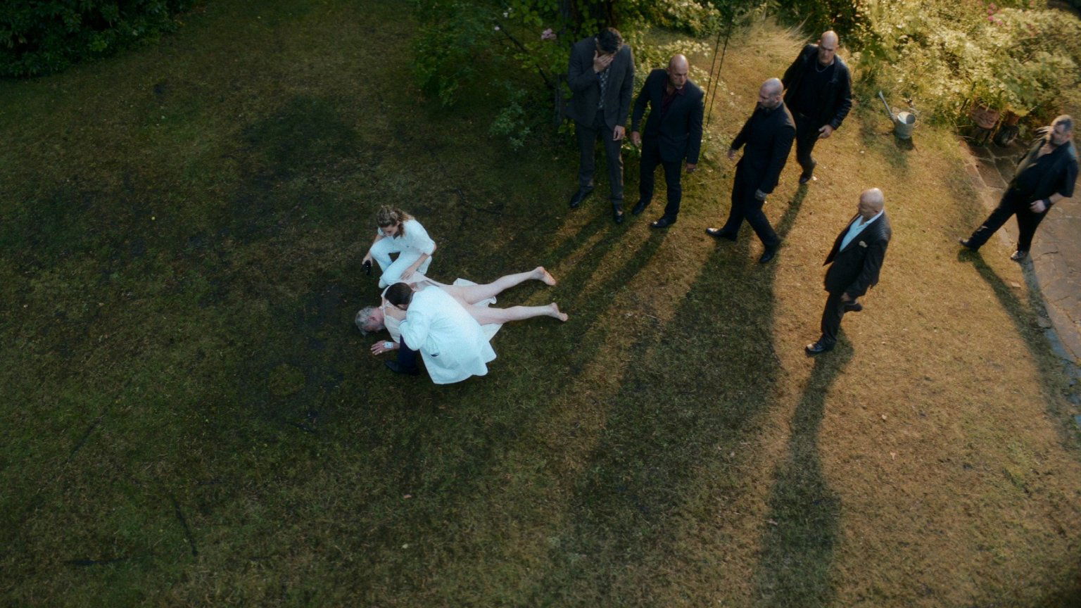 Kijkers op het puntje van hun stoel bij Duitse Netflix-serie: 'In één keer uitgekeken'