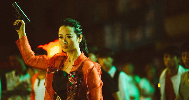 Recensie 'Ash Is Purest White'