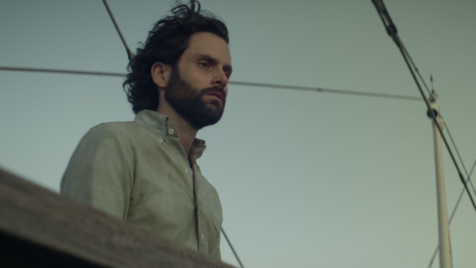 Netflix onthult gloednieuwe beelden van slotseizoen 'You'