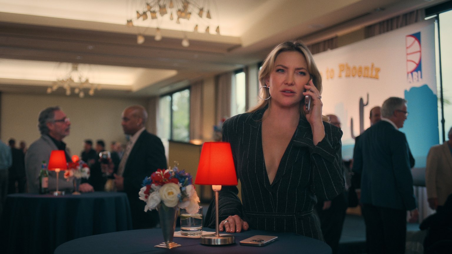 Bijna 10 miljoen kijkers voor nieuwe Netflix-serie met Kate Hudson: 'Echt heel grappig!'