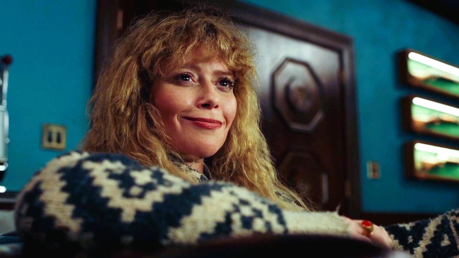 Natasha Lyonne schittert in de trailer van 'Poker Face' seizoen 2