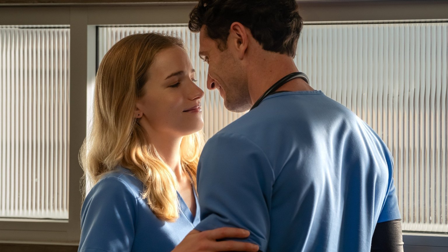 Gloednieuwe ziekenhuisserie over druk traumacentrum nu te zien op Netflix