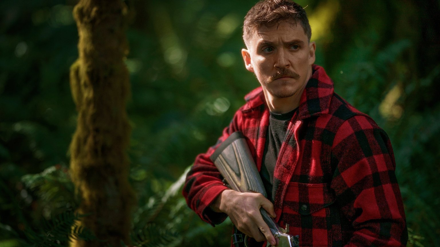Veelgeprezen horrorthriller 'Strange Darling' komt naar Netflix