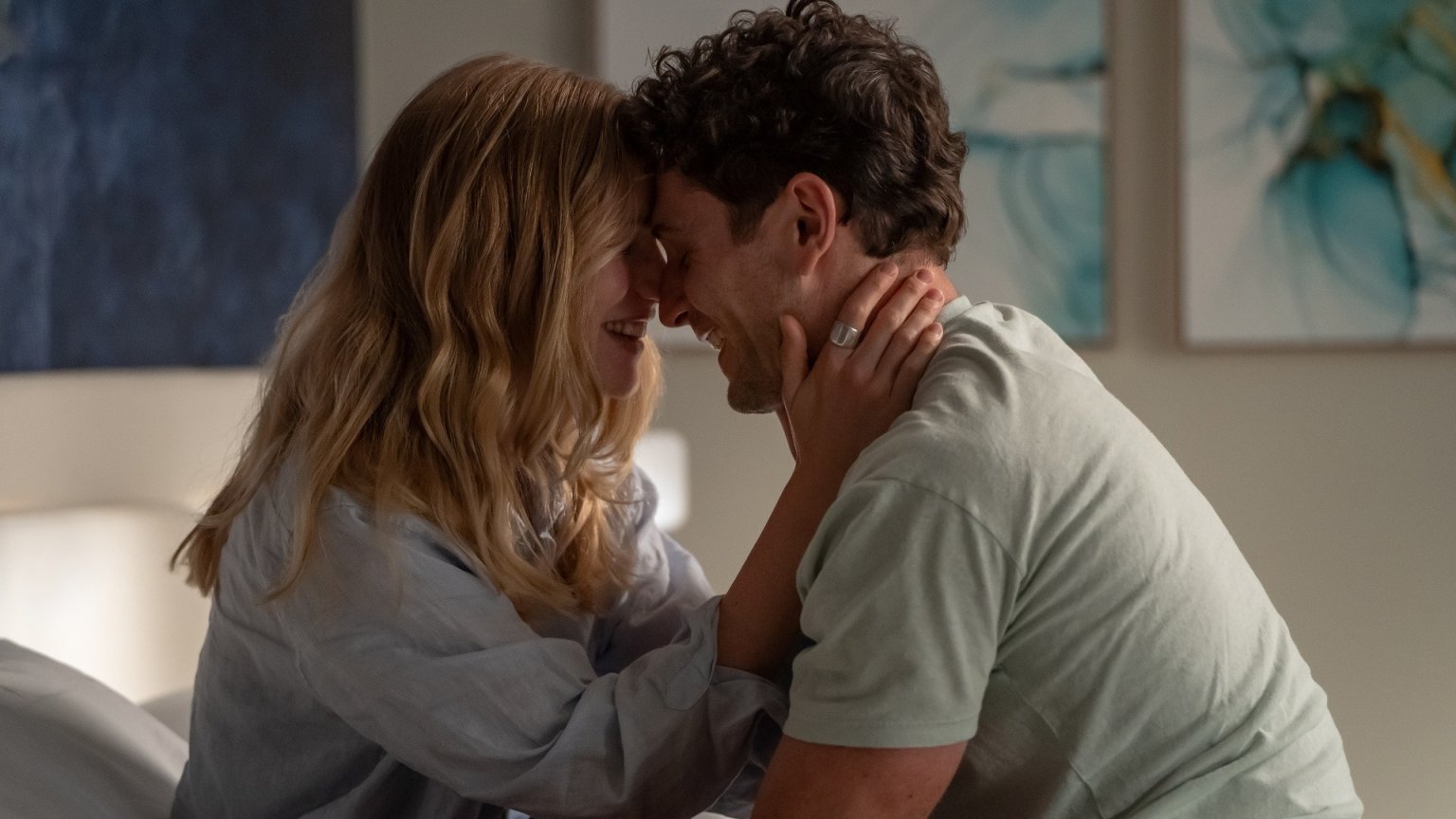 Wereldwijd miljoenen kijkers voor nieuwe dramaserie op Netflix: 'Meteen verslaafd'