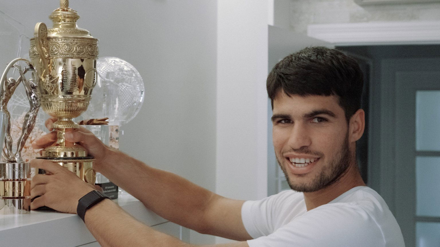 Trailer van nieuwe Netflix-docuserie over toptennisser Carlos Alcaraz onthuld