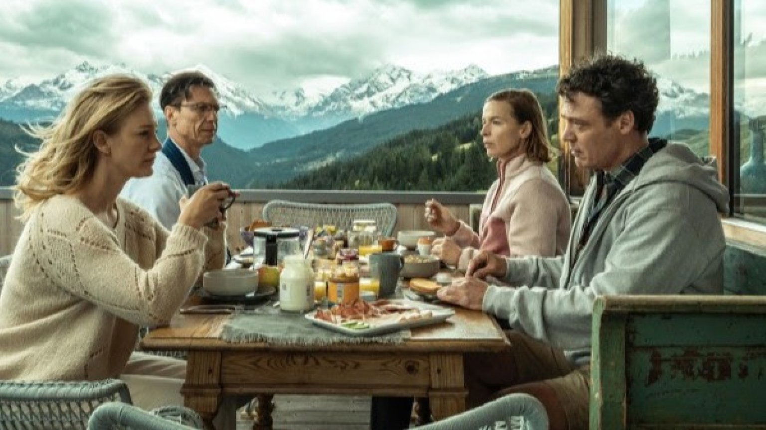 Regisseur 'Karakter' en 'Tulipani' cast grote Nederlandse namen voor nieuwe film