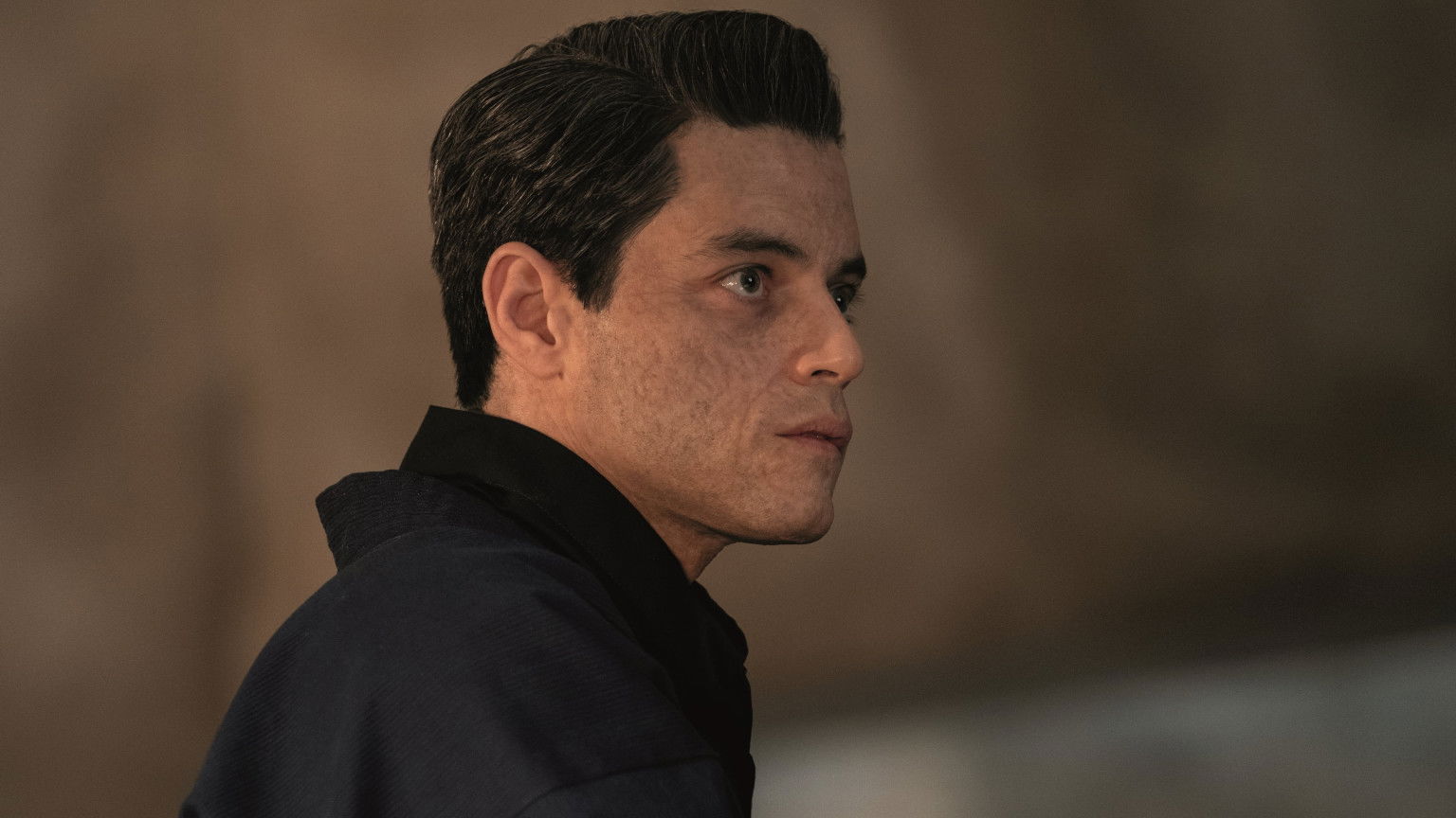 Universal deelt nieuwe beelden van 'No Time to Die' met Rami Malek als Safin