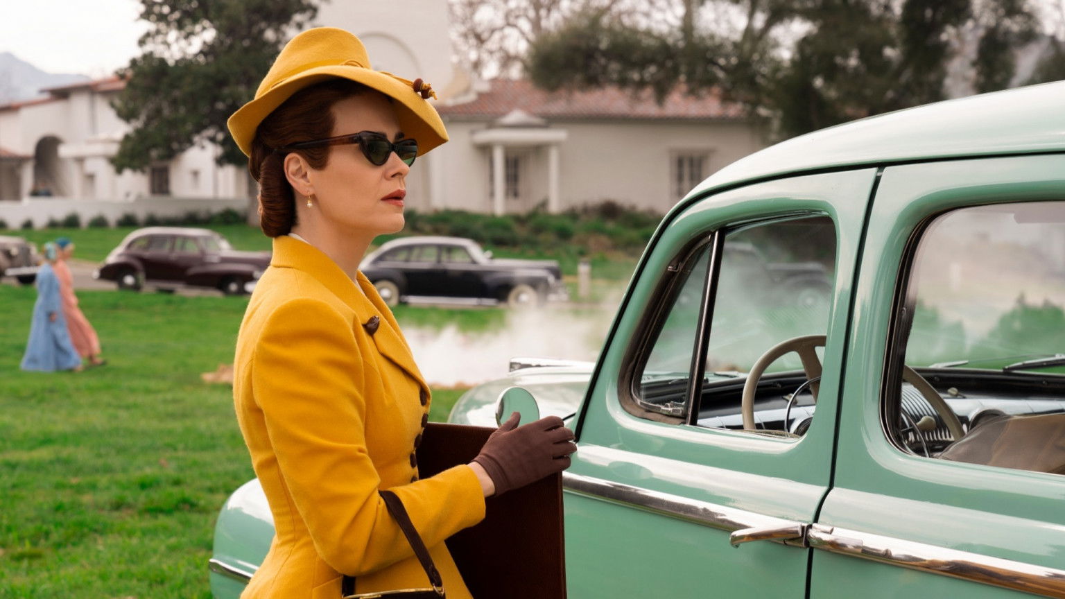 Sarah Paulson deelt exclusieve beelden van Netflix-horrorserie 'Ratched'