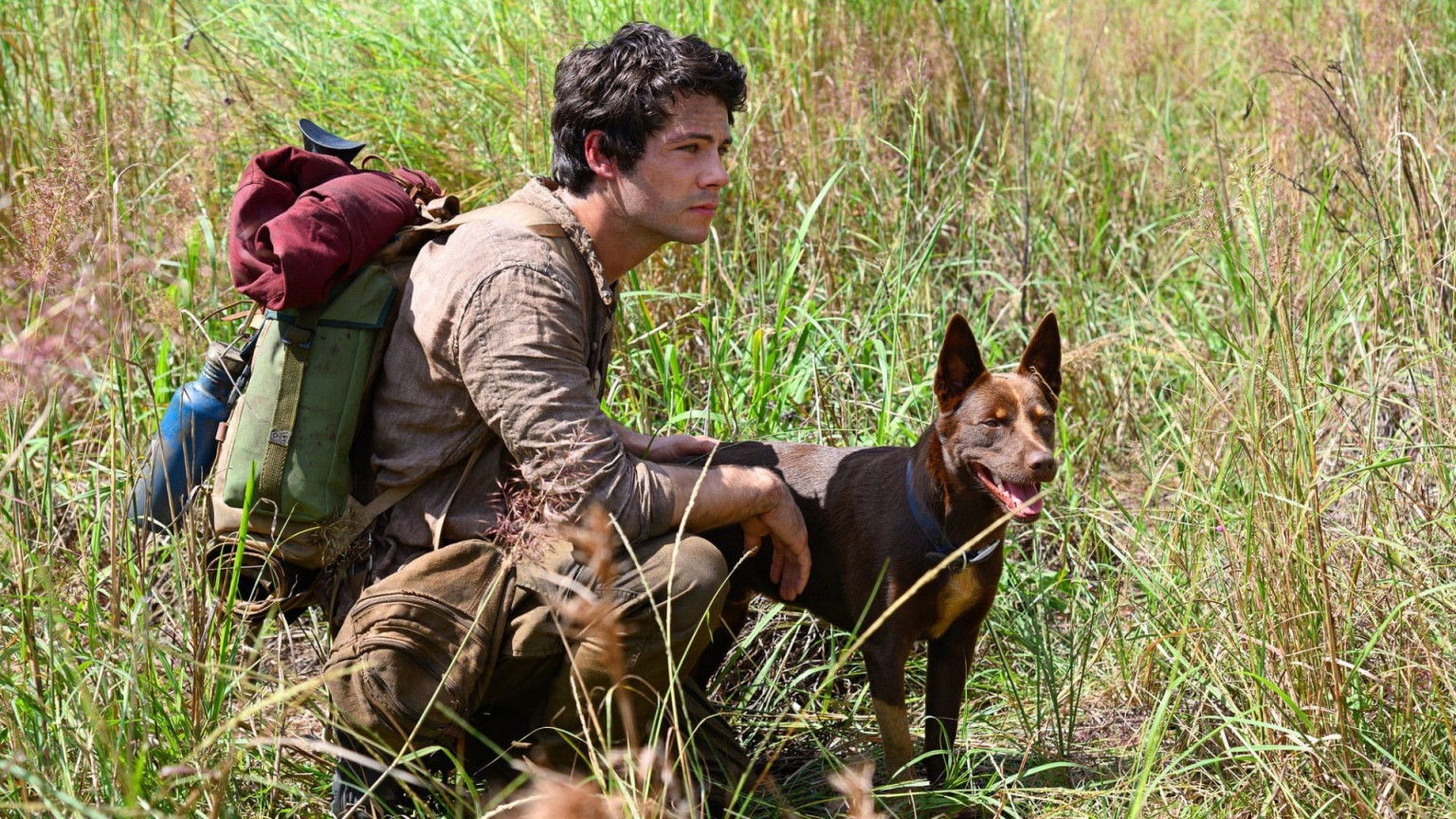 Dylan O'Brien te zien in trailer 'Love and Monsters'